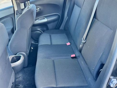 Used 2011 Nissan Juke image 2