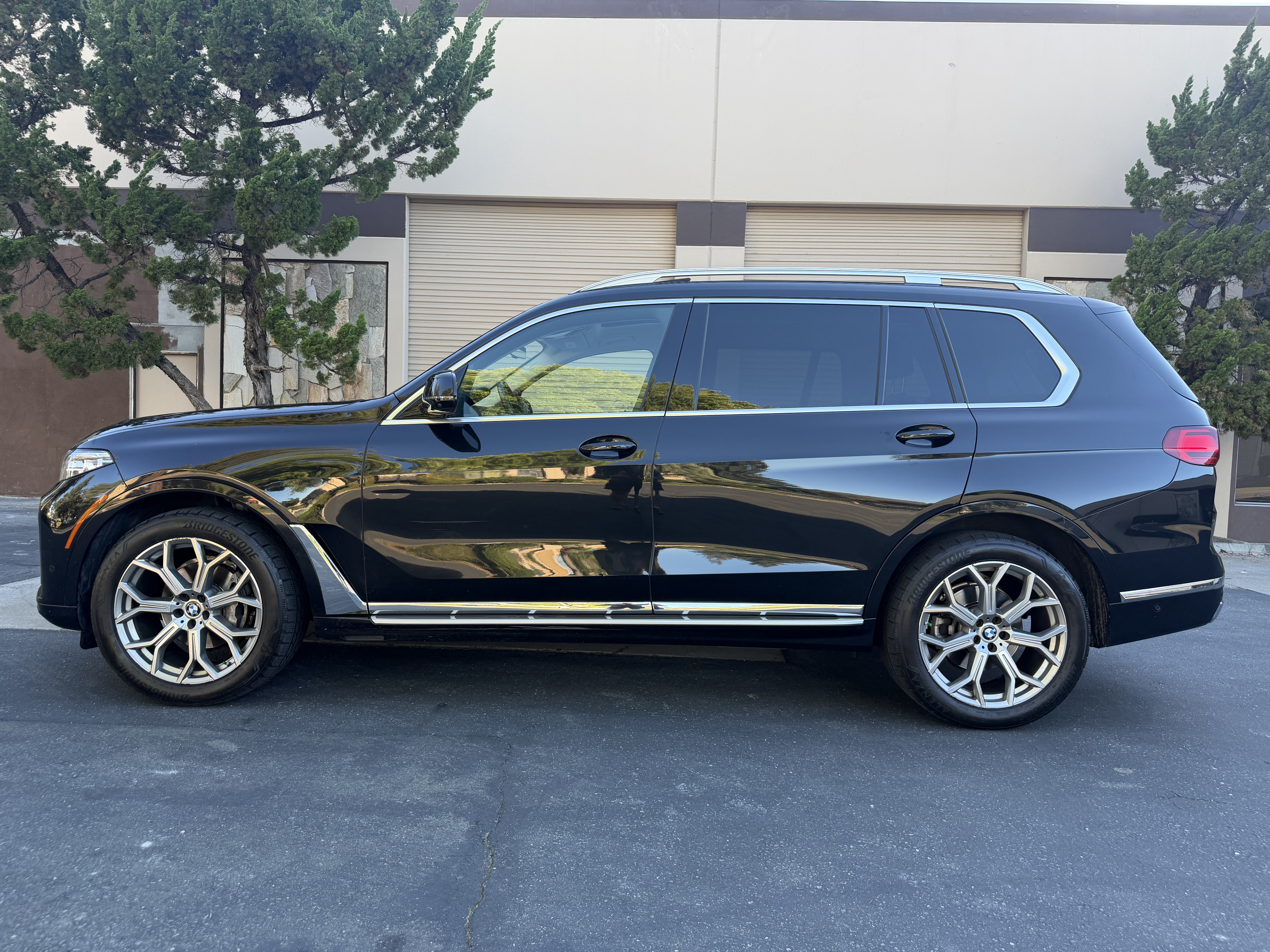 Used 2022 BMW X7 xDrive40i AWD/4WD image 3