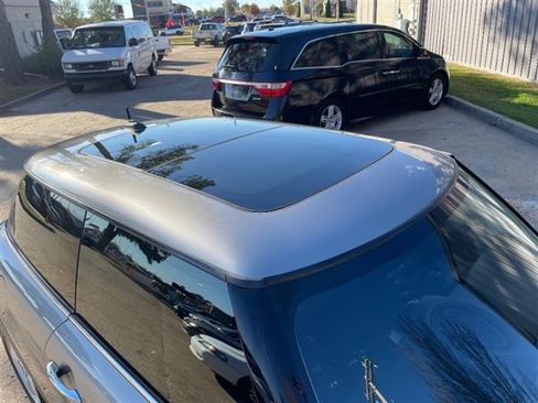 Used 2018 MINI Cooper image 7