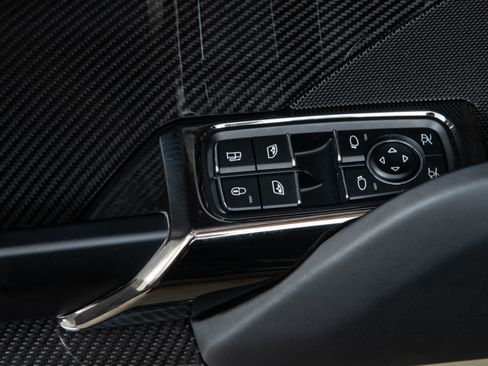 Used 2015 Porsche 918 Spyder AWD/4WD image 74