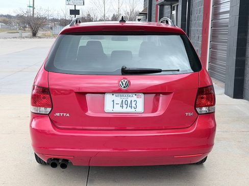 Used 2012 Volkswagen Jetta TDI image 4