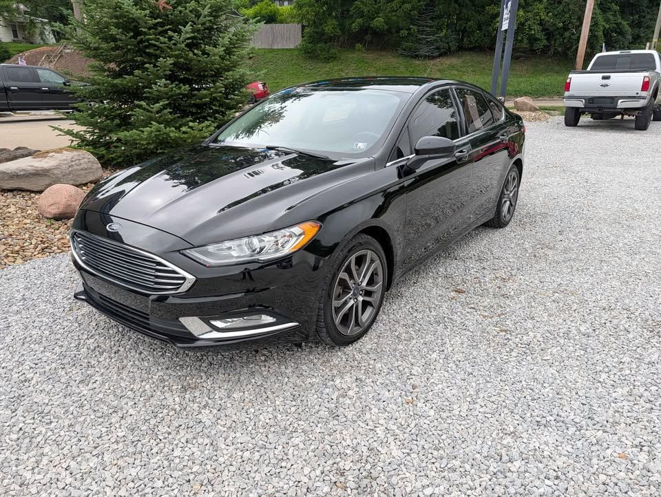 Used 2017 Ford Fusion S FWD image 1