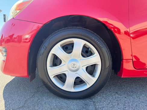 Used 2010 Toyota Matrix image 13