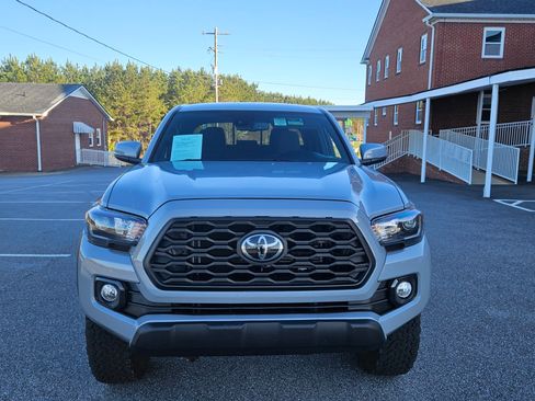 Used 2019 Toyota Tacoma image 10