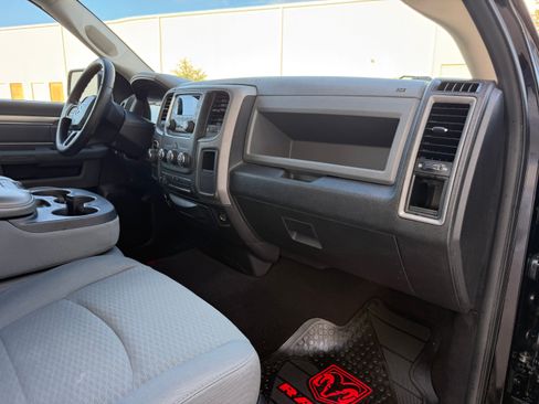 Used 2013 RAM 1500 ST RWD image 78