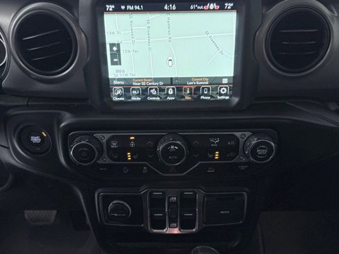 Used 2021 Jeep Gladiator Sport S image 17