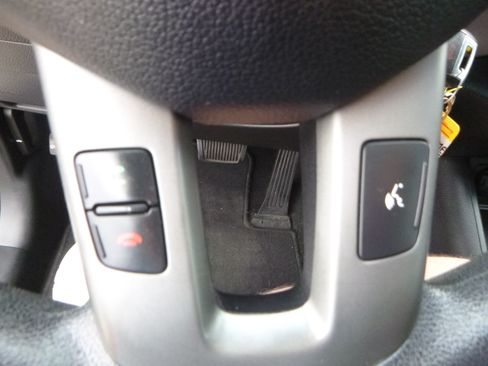 Used 2016 Kia Sportage FWD LX image 16