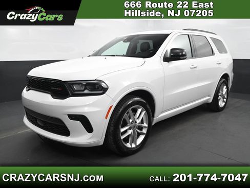 Used 2023 Dodge Durango GT image 1