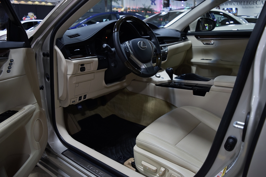 Used 2015 Lexus ES 350 Premium FWD image 17