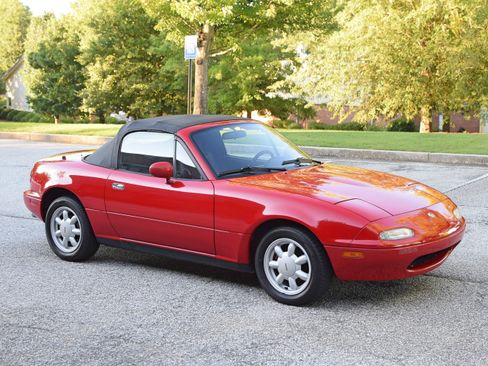 Used 1992 MAZDA MX-5 Miata UNAVAIL RWD image 14