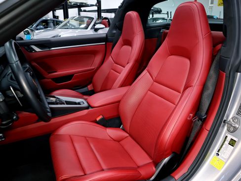Used 2021 Porsche 911 Targa 4S image 25
