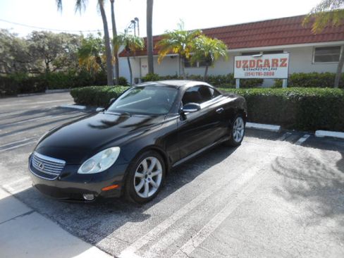 Used 2002 Lexus SC 430 Convertible RWD image 2