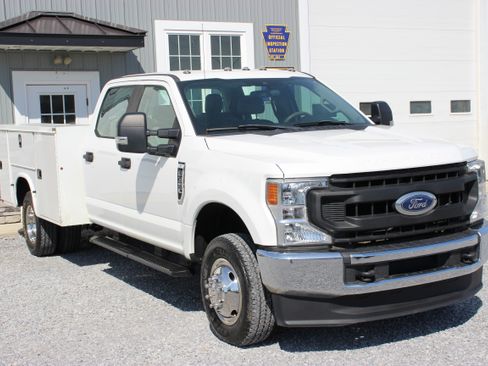 Used 2020 Ford F350 Super Duty XL image 1