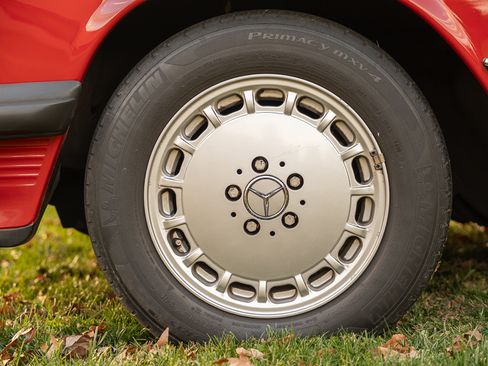 Used 1987 Mercedes-Benz 560 SL image 48