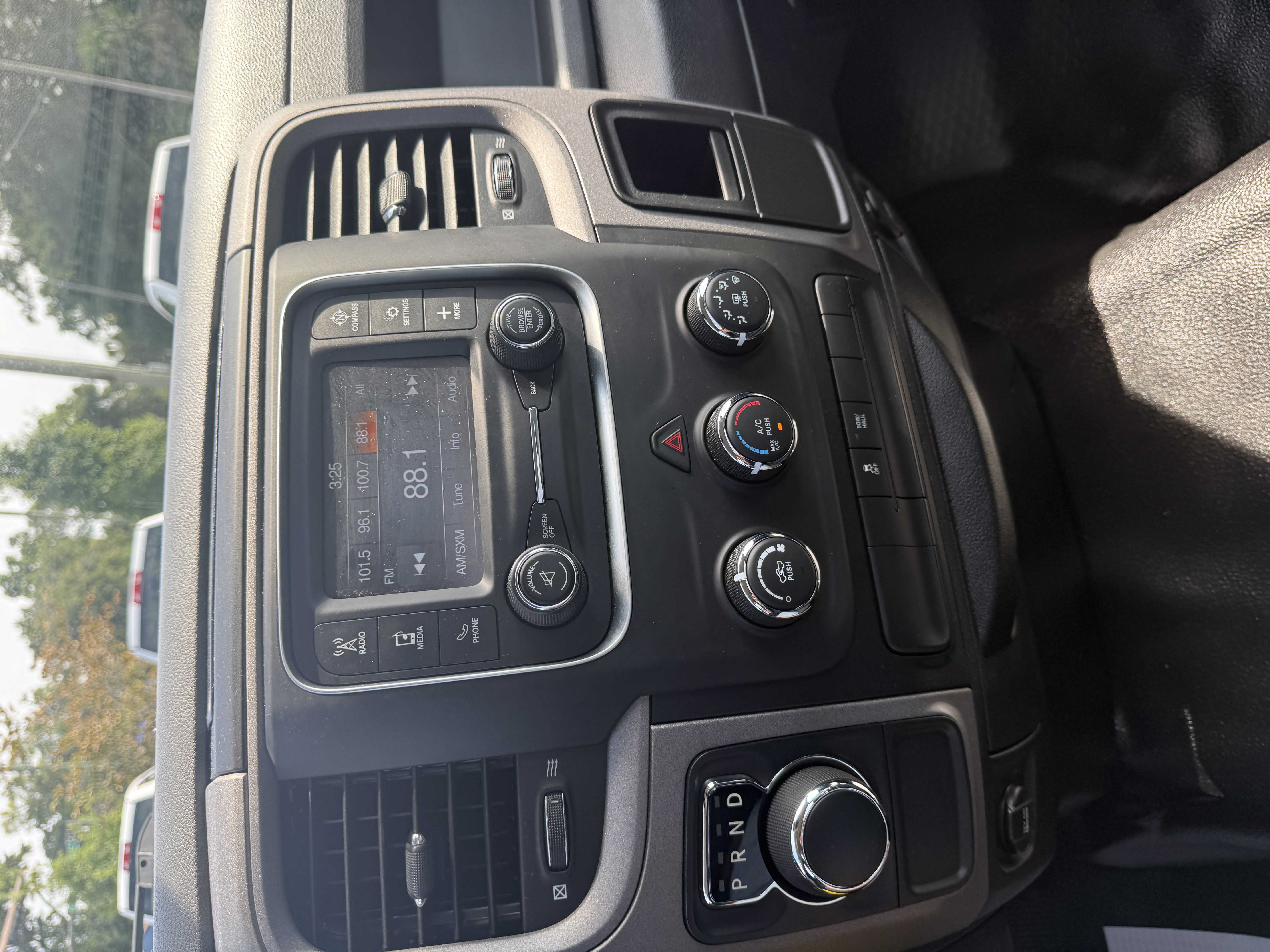 Used 2018 RAM 1500 2WD Regular Cab ST image 13