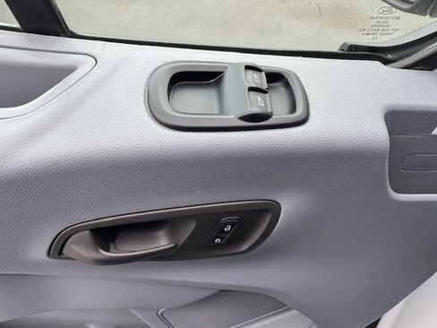 Used 2019 Ford Transit 350 image 14