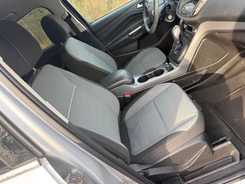 Used 2014 Ford Escape SE image 25