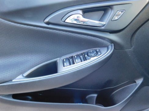 Used 2019 Chevrolet Malibu LT image 14