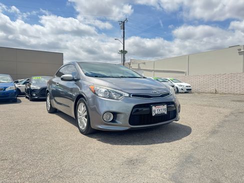 Used 2016 Kia Forte Koup EX FWD image 12