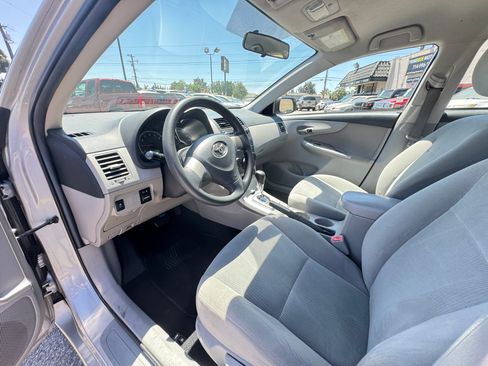 Used 2011 Toyota Corolla LE FWD image 16