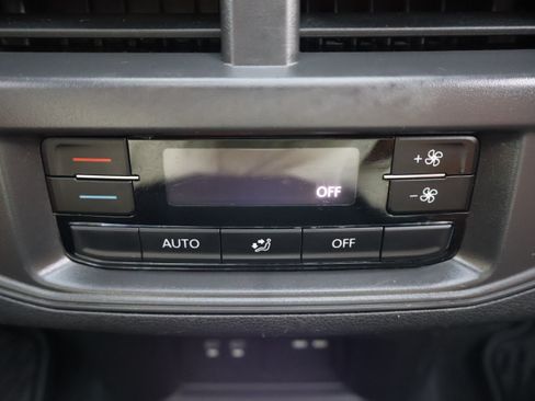 Used 2023 Volkswagen Atlas SEL image 25