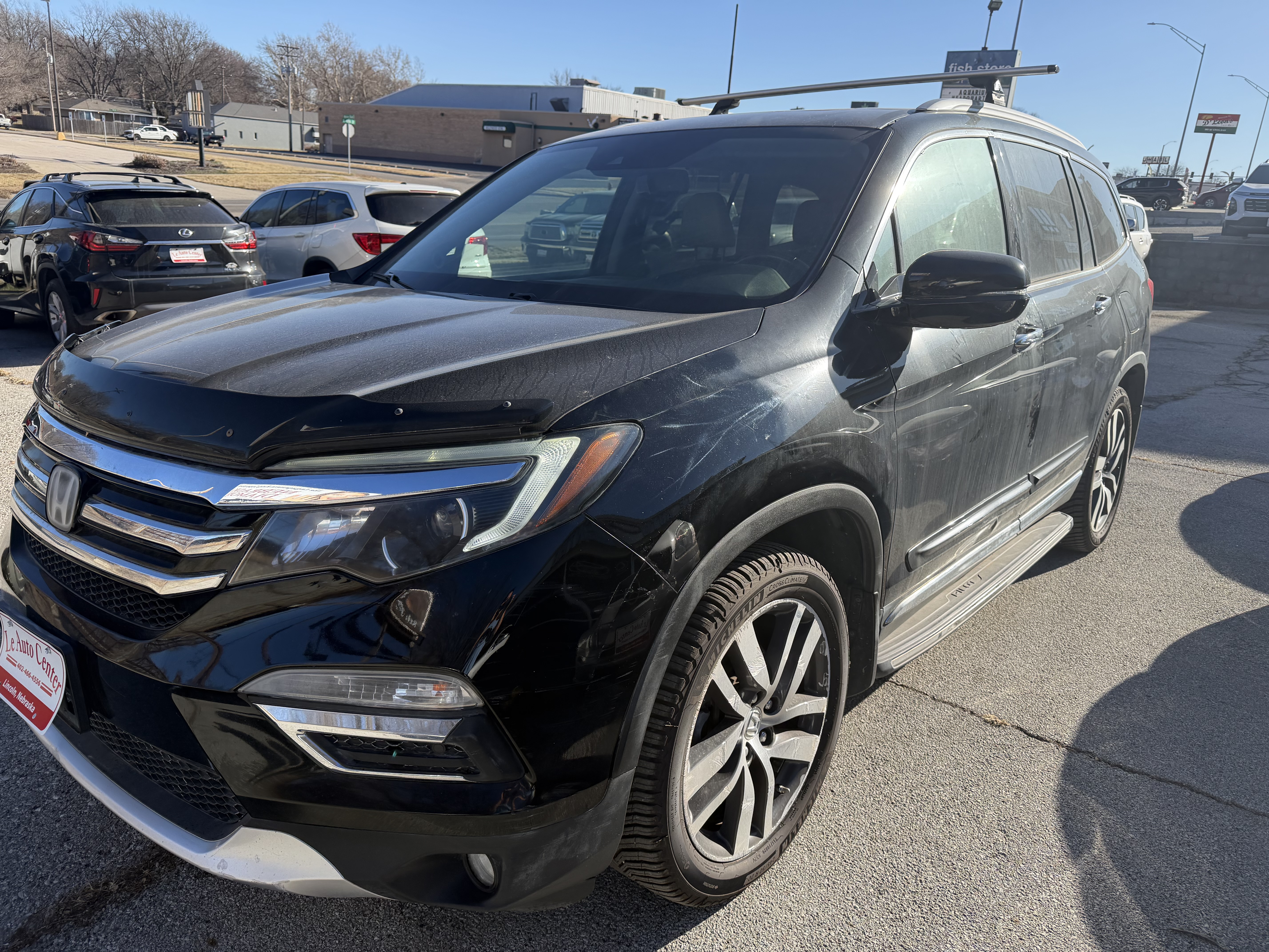 Used 2017 Honda Pilot Touring image 4