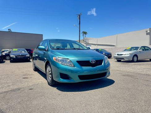 Used 2010 Toyota Corolla LE FWD image 12