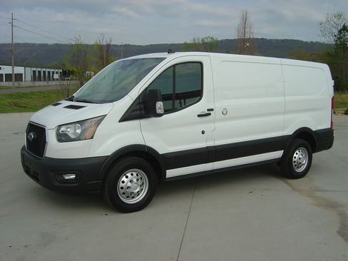 Used 2021 Ford Transit 250 image 1