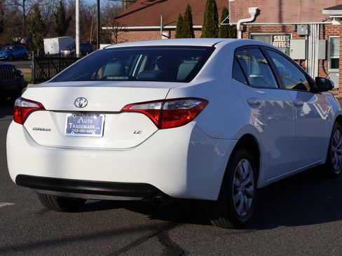 Used 2014 Toyota Corolla LE image 8