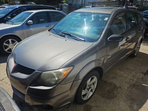 Used 2003 Pontiac Vibe image 1