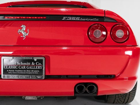 Used 1997 Ferrari F355 Berlinetta image 33