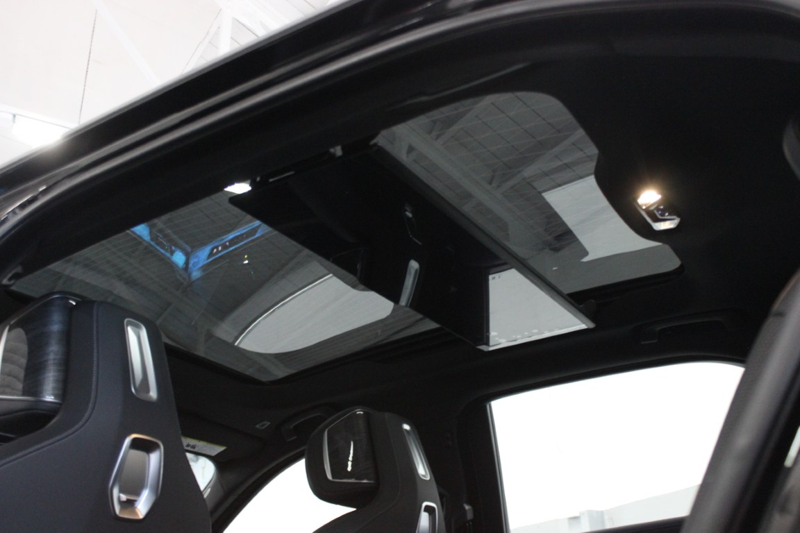 Used 2024 BMW i7 xDrive60 AWD/4WD image 55