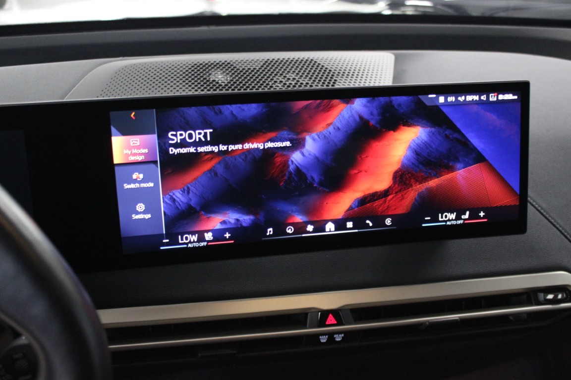Used 2024 BMW iX M60 AWD/4WD image 26