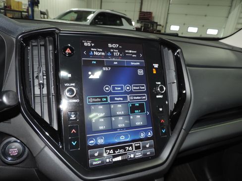 Used 2023 Subaru Ascent Onyx Edition image 42