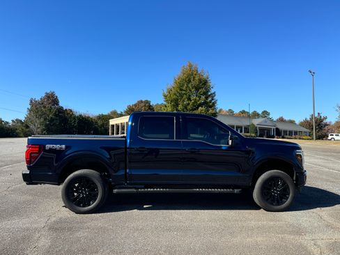 Used 2025 Ford F150 Lariat image 4