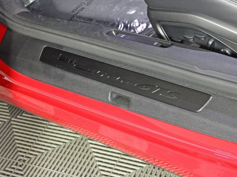 Used 2024 Porsche 911 Carrera GTS image 18