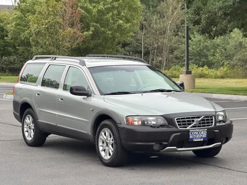 Used 2004 Volvo XC70 UNAVAIL AWD/4WD image 7
