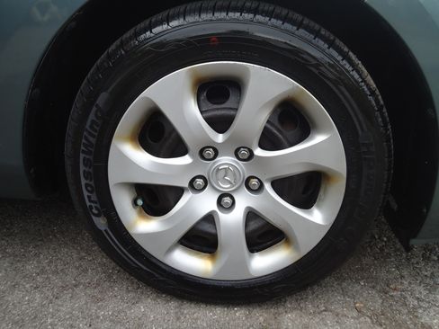 Used 2013 MAZDA MAZDA3 i SV image 16