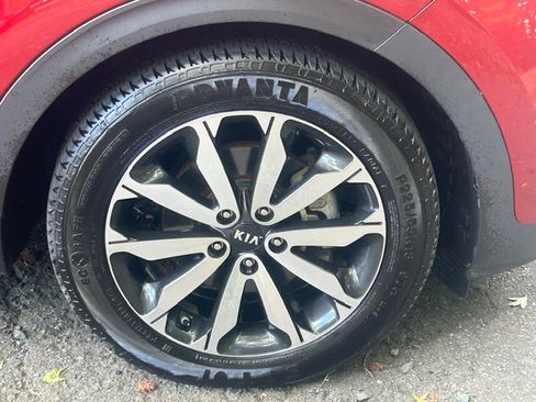 Used 2019 Kia Sportage FWD EX image 31