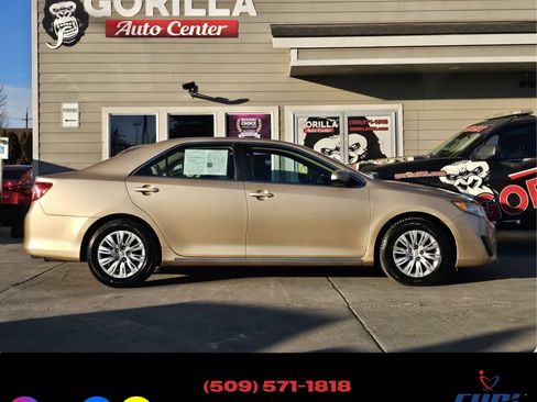 Used 2012 Toyota Camry LE image 8