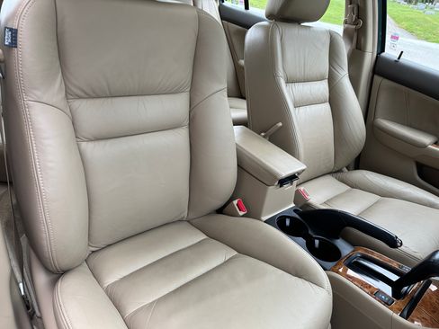 Used 2003 Honda Accord EX V6 Sedan image 14