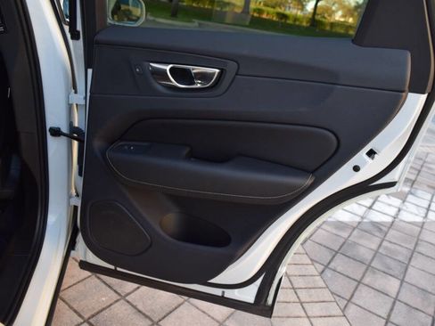 Used 2019 Volvo XC60 T6 Inscription image 76