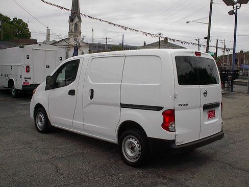 Used 2020 Nissan NV200 S FWD image 6