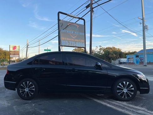 Used 2011 Honda Civic LX image 3