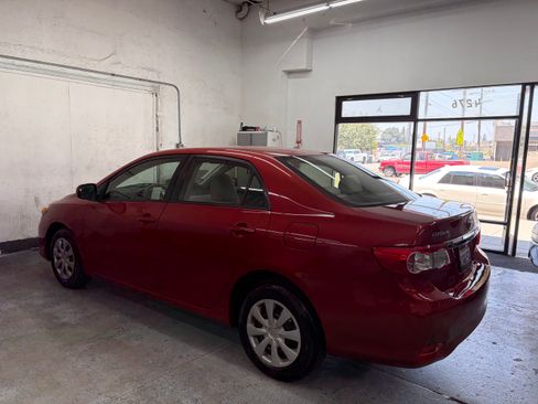 Used 2011 Toyota Corolla LE FWD image 5