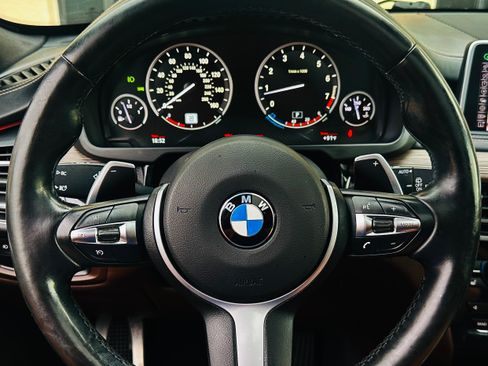 Used 2016 BMW X5 xDrive50i AWD/4WD image 39