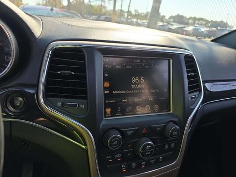 Used 2016 Jeep Grand Cherokee Overland image 7