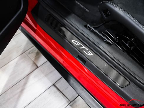 Used 2022 Porsche 911 GT3 image 45