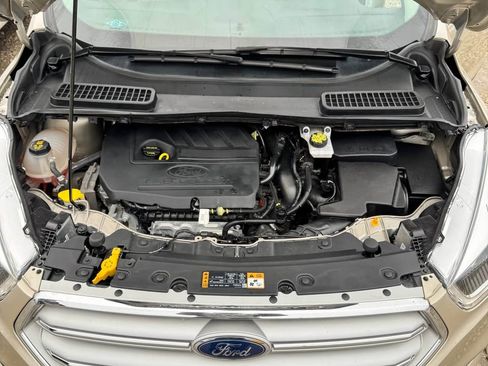 Used 2018 Ford Escape SEL image 17