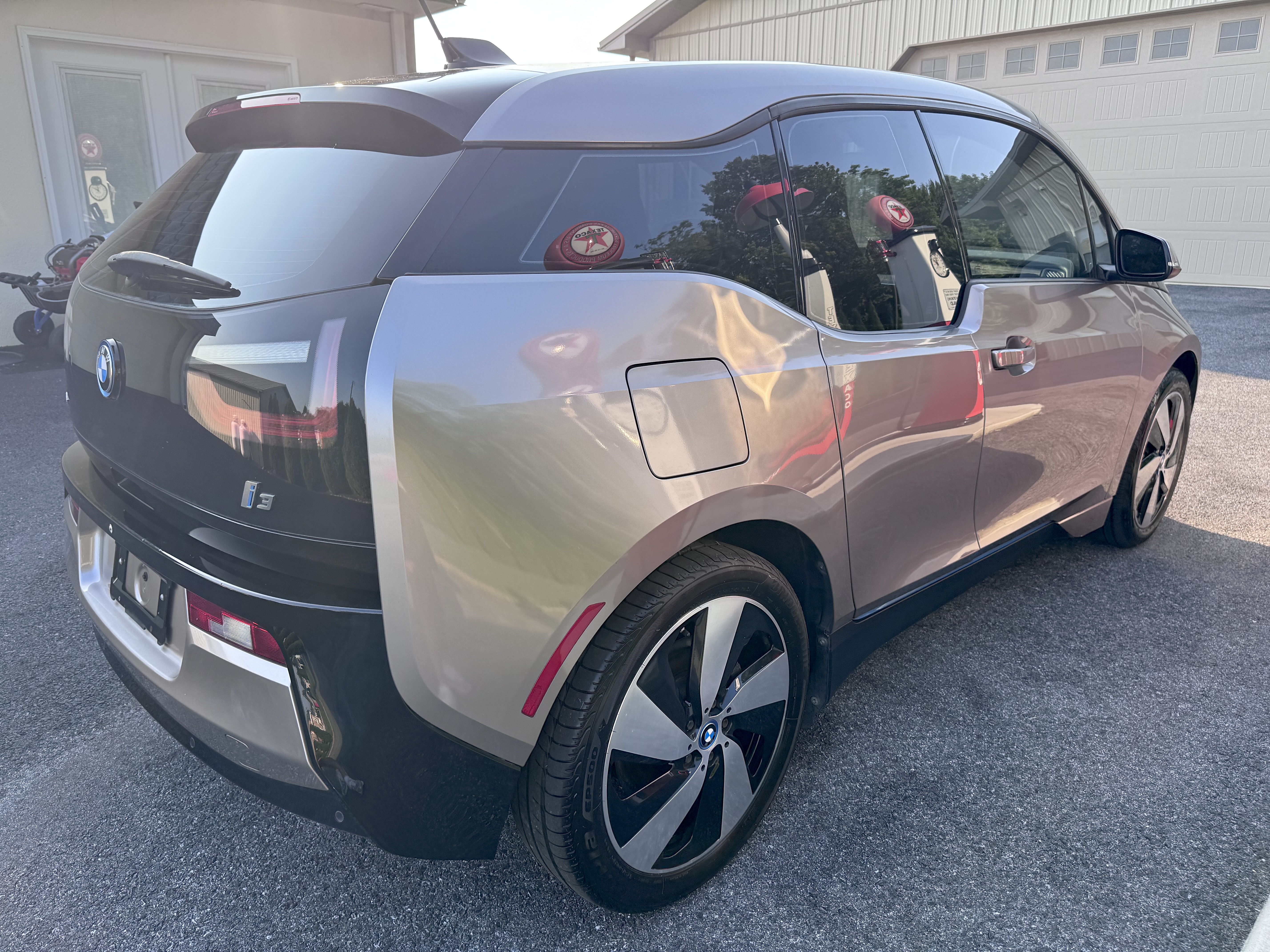 Used 2014 BMW i3 RWD image 5